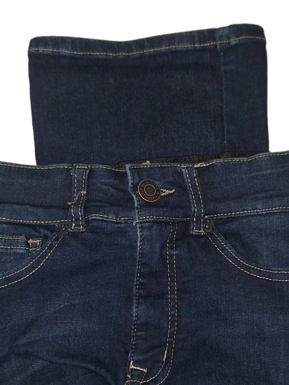 NY&C  Women's SIZE 4 TALL Curvy Sculpting Boot cut Jeans 26x32